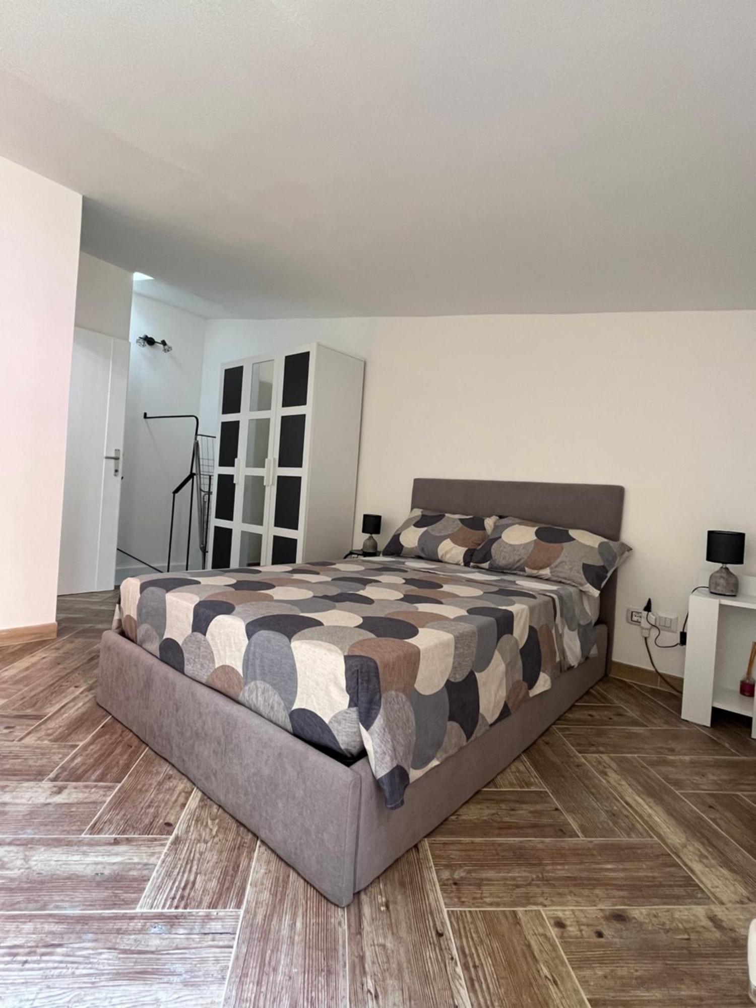 Appartamenti Da Ewa Sassari I Сасари Екстериор снимка