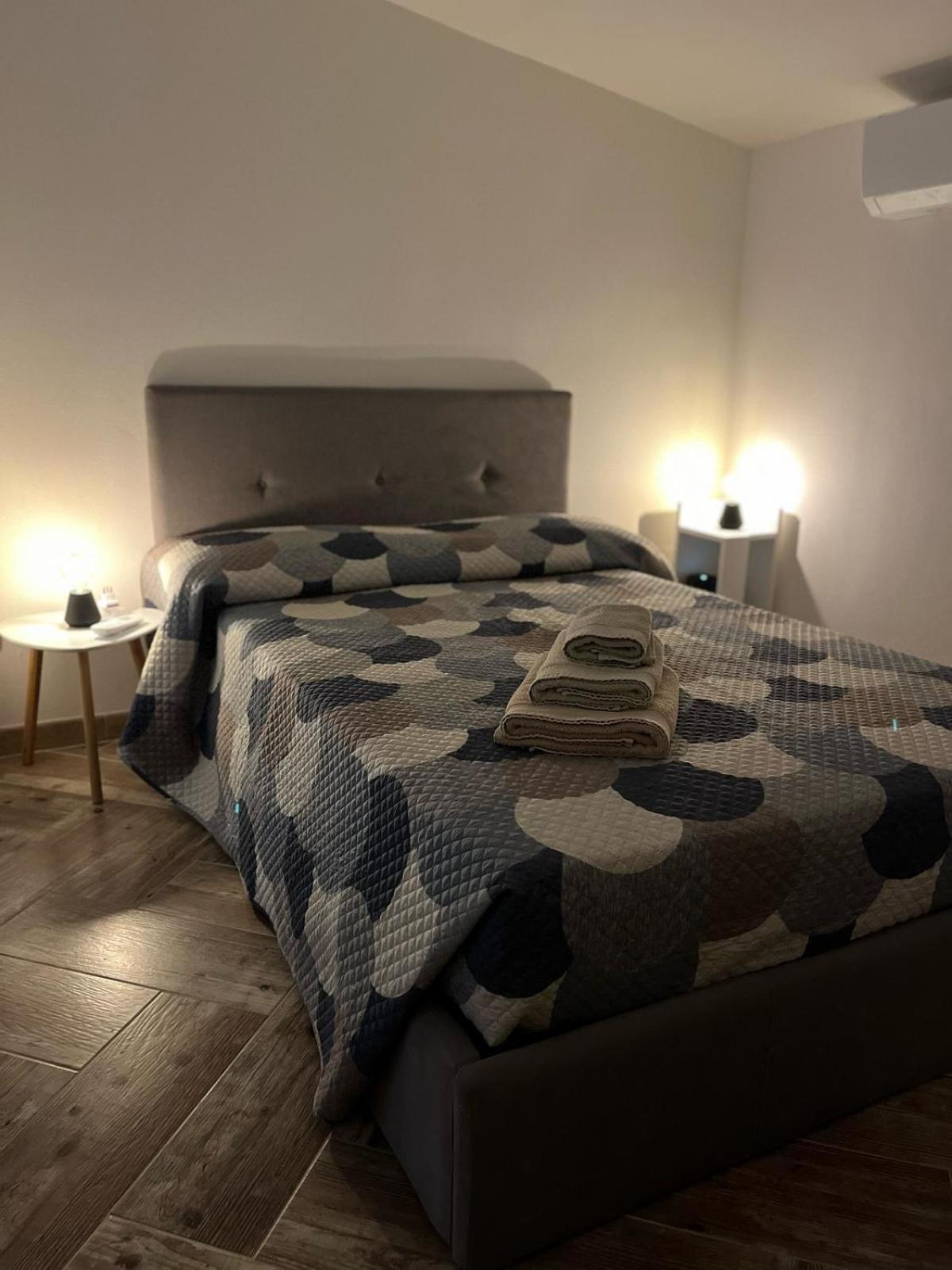 Appartamenti Da Ewa Sassari I Сасари Екстериор снимка