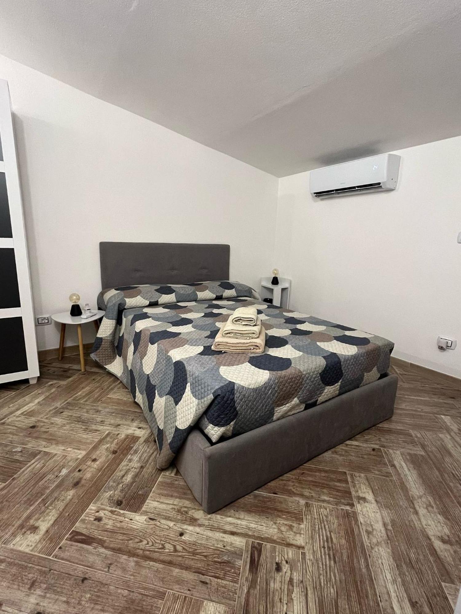 Appartamenti Da Ewa Sassari I Сасари Екстериор снимка